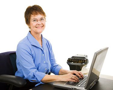 court_reporter_at_keyboard